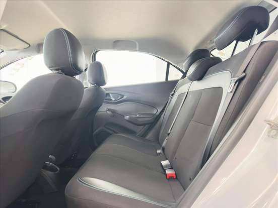 CHEVROLET-ONIX-1.4 MPFI ADVANTAGE 8V FLEX 4P AUTOMÁTICO CHEVROLET-ONIX-2019