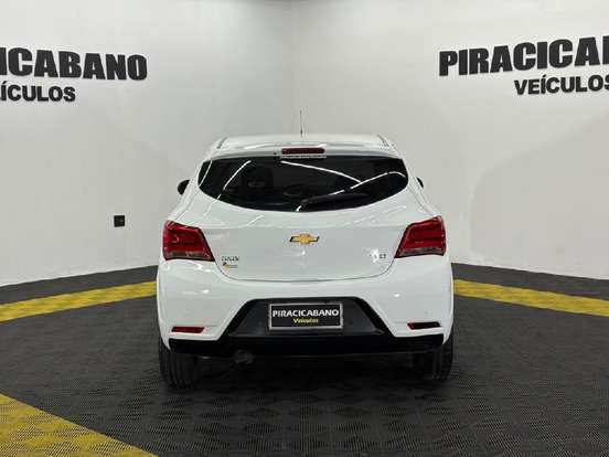 CHEVROLET-ONIX-1.4 MPFI LT 8V FLEX 4P MANUAL CHEVROLET-ONIX-2018