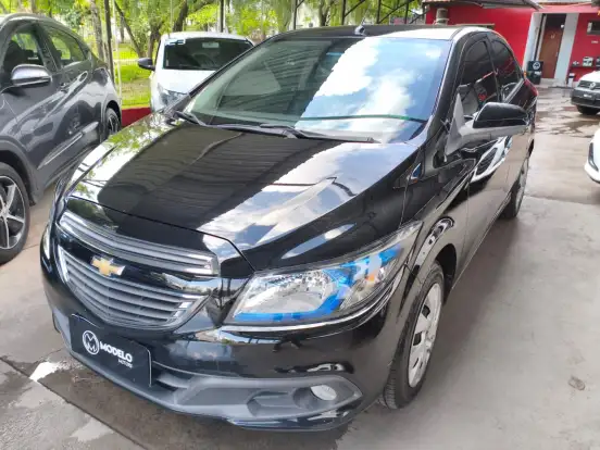CHEVROLET-PRISMA-2013