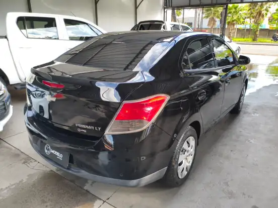 CHEVROLET-PRISMA-2013