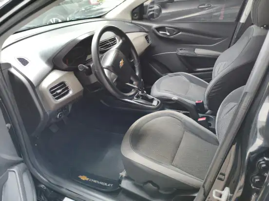 CHEVROLET-PRISMA-2013