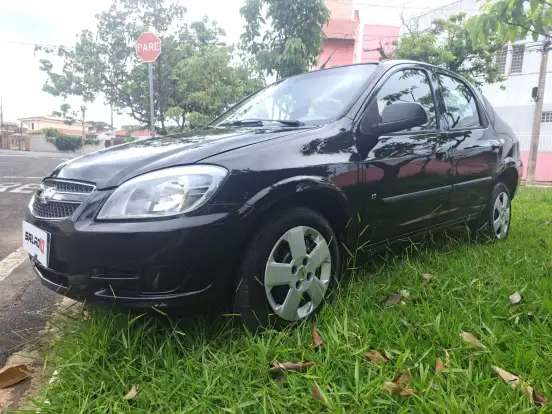 CHEVROLET-PRISMA-2011