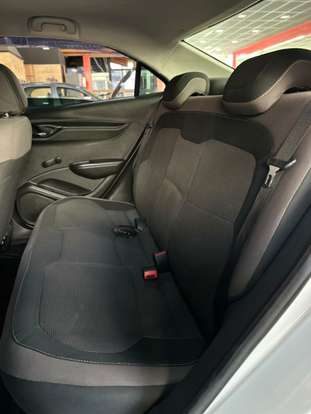 CHEVROLET-PRISMA-2015