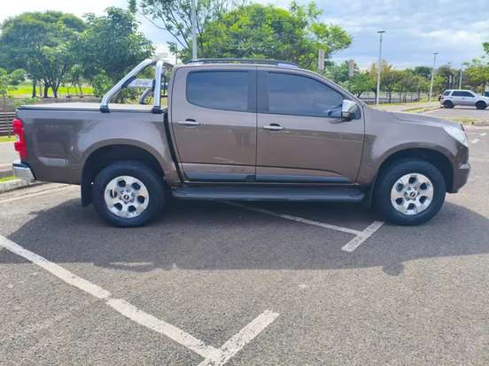 CHEVROLET-S10-2.4 LTZ 4X2 CD 8V FLEX 4P MANUAL CHEVROLET-S10-2013