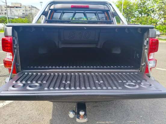 CHEVROLET-S10-2.4 LTZ 4X2 CD 8V FLEX 4P MANUAL CHEVROLET-S10-2013