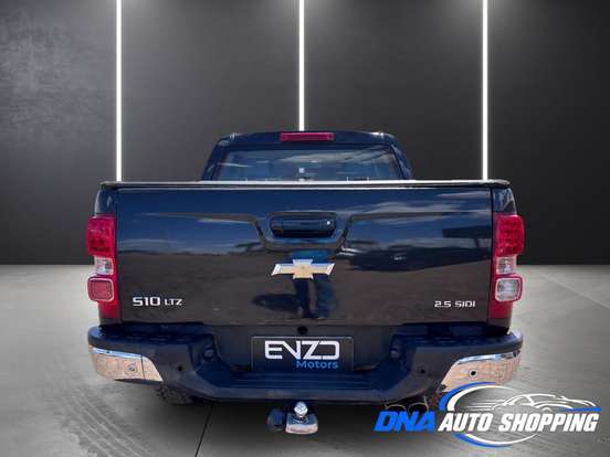 CHEVROLET-S10-2.5 LTZ 4X4 CD 16V FLEX 4P MANUAL CHEVROLET-S10-2014