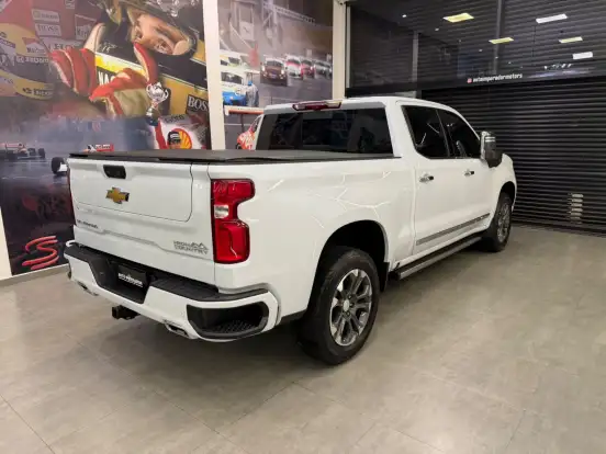 CHEVROLET-SILVERADO-2025