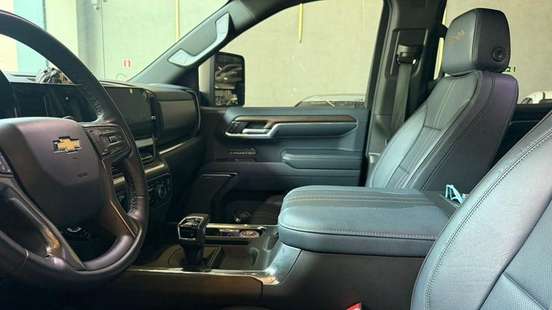 CHEVROLET-SILVERADO-2023