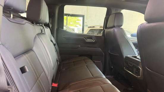 CHEVROLET-SILVERADO-2023