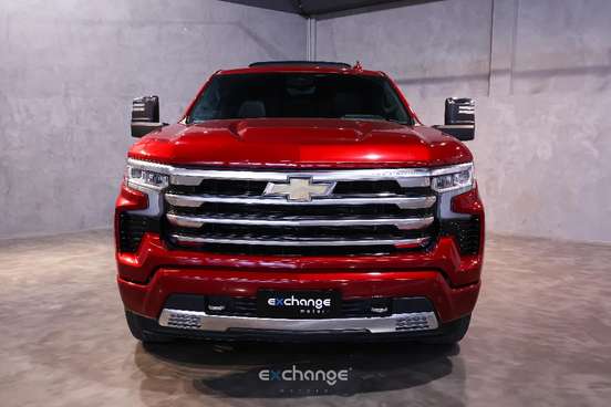 CHEVROLET-SILVERADO-5.3 V8 GASOLINA 1500 HIGH COUNTRY 4X4 AUTOMÁTICO CHEVROLET-SILVERADO-2023