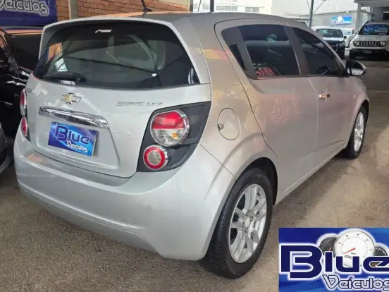 CHEVROLET-SONIC-1.6 LTZ 16V FLEX 4P AUTOMÁTICO CHEVROLET-SONIC-2013