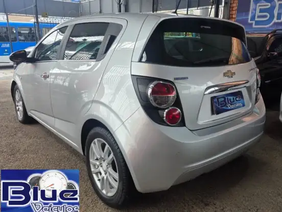 CHEVROLET-SONIC-1.6 LTZ 16V FLEX 4P AUTOMÁTICO CHEVROLET-SONIC-2013