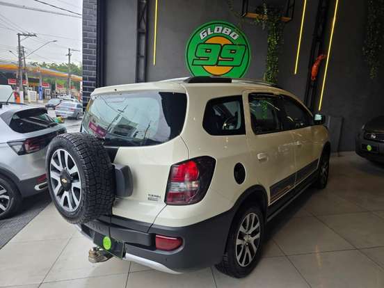CHEVROLET-SPIN-2015