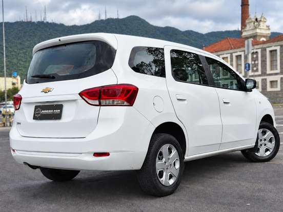 CHEVROLET-SPIN-1.8 LS 8V FLEX 4P MANUAL CHEVROLET-SPIN-2023