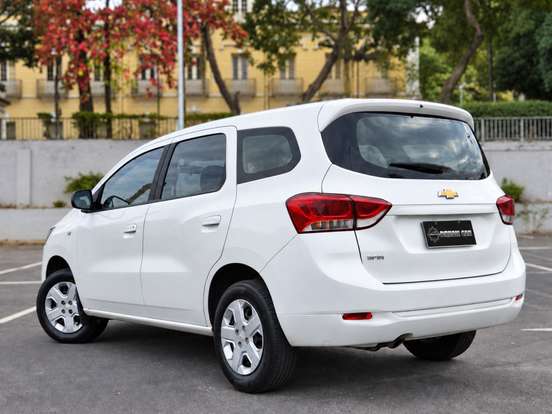 CHEVROLET-SPIN-1.8 LS 8V FLEX 4P MANUAL CHEVROLET-SPIN-2023