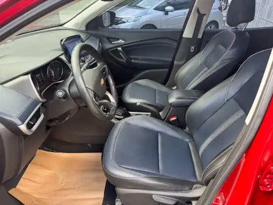 CHEVROLET-TRACKER-2020