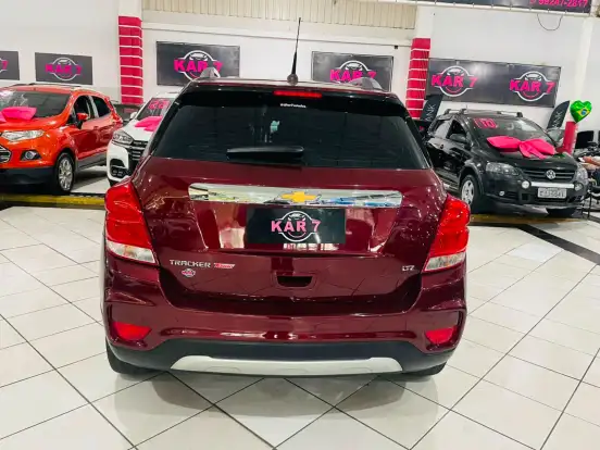 CHEVROLET-TRACKER-2016