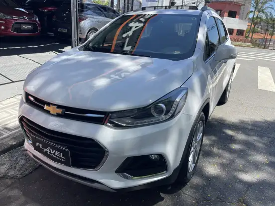 CHEVROLET-TRACKER-2018