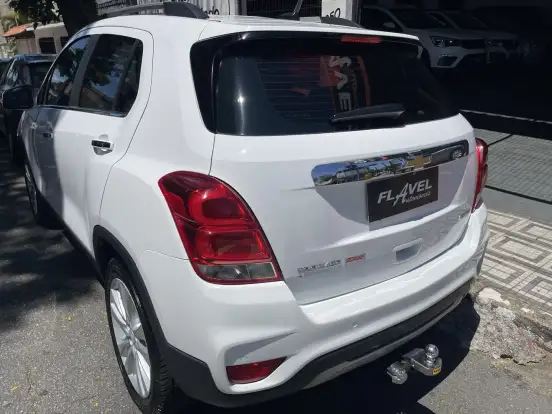 CHEVROLET-TRACKER-2018