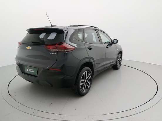 CHEVROLET-TRACKER-2023