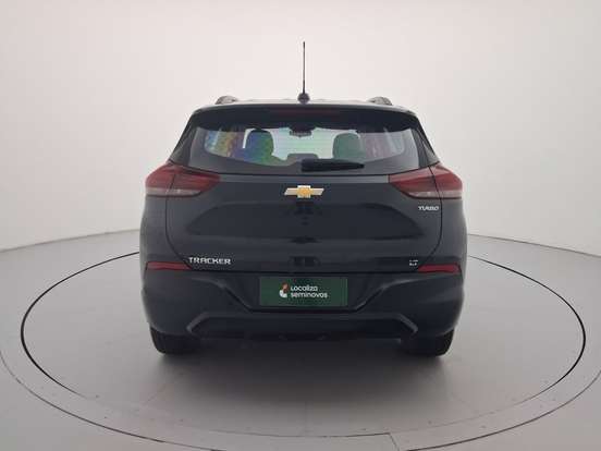 CHEVROLET-TRACKER-2023