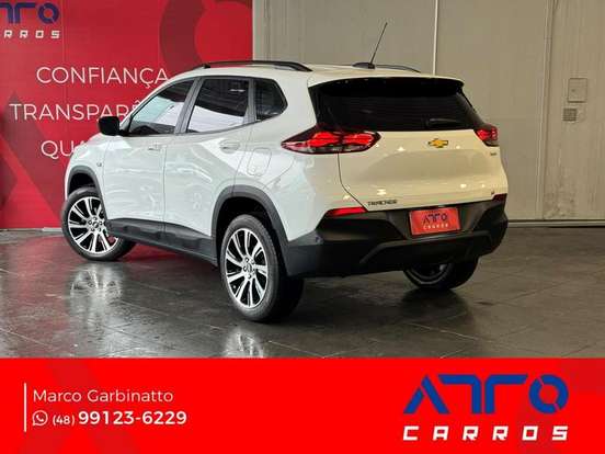 CHEVROLET-TRACKER-2023