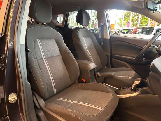 CHEVROLET-TRACKER-2023