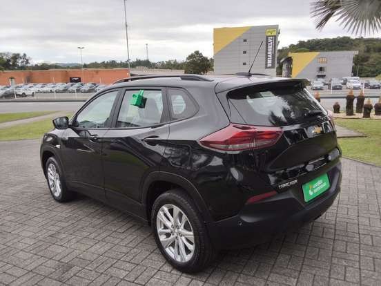 CHEVROLET-TRACKER-2024