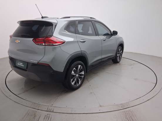 CHEVROLET-TRACKER-2023
