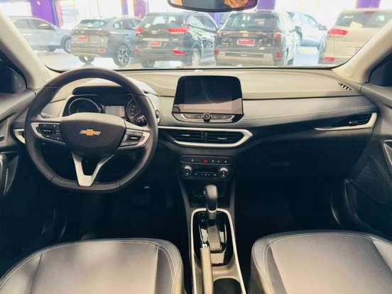 CHEVROLET-TRACKER-2023