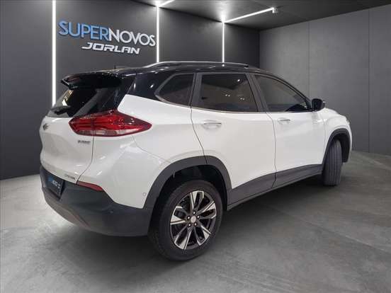 CHEVROLET-TRACKER-2024