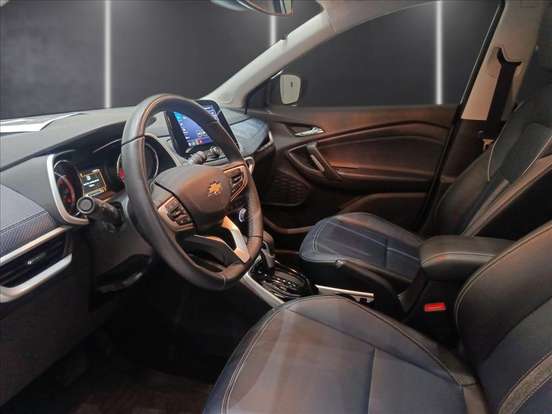 CHEVROLET-TRACKER-2024