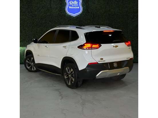 CHEVROLET-TRACKER-2023