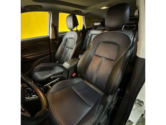 CHEVROLET-TRACKER-2023