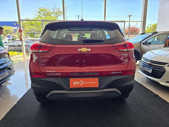 CHEVROLET-TRACKER-2024