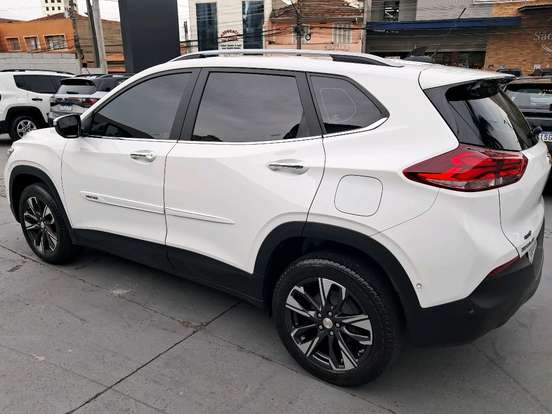 CHEVROLET-TRACKER-2024