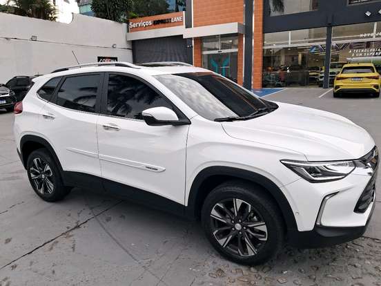 CHEVROLET-TRACKER-2024