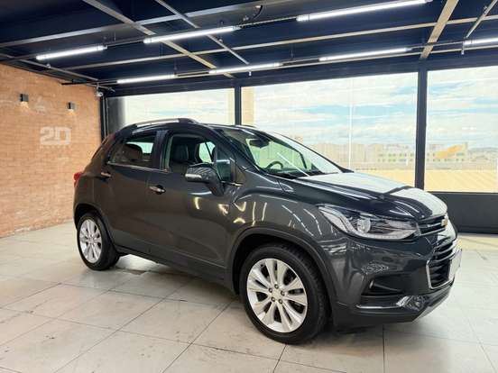 CHEVROLET-TRACKER-2018