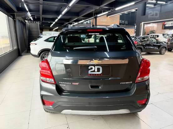 CHEVROLET-TRACKER-2018