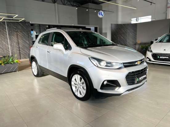 CHEVROLET-TRACKER-2018