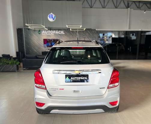 CHEVROLET-TRACKER-2018