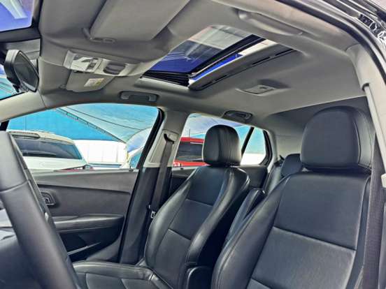 CHEVROLET-TRACKER-2017