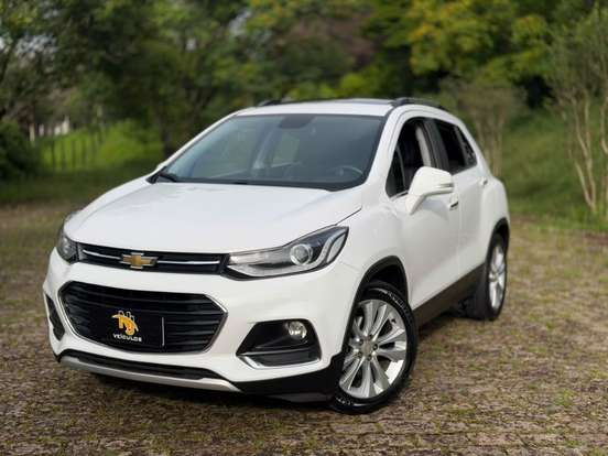 CHEVROLET-TRACKER-2018