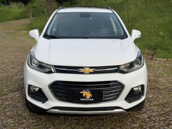 CHEVROLET-TRACKER-2018