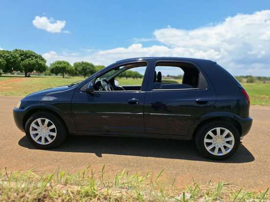CHEVROLET-CELTA-1.4 MPFI LIFE 8V GASOLINA 4P MANUAL CHEVROLET-CELTA-2004