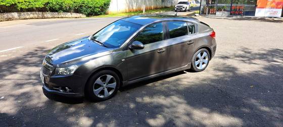 CHEVROLET CRUZE 1.8 LT 16V FLEX 4P MANUAL