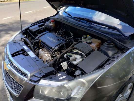 CHEVROLET-CRUZE-2013