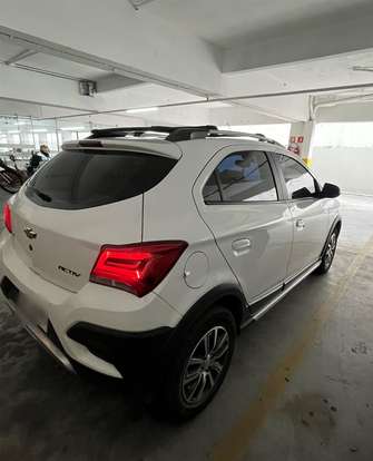 CHEVROLET-ONIX-2017