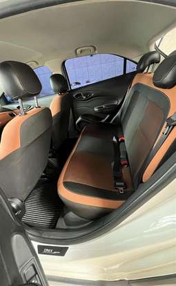 CHEVROLET-ONIX-2017