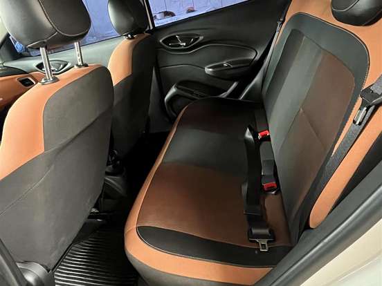 CHEVROLET-ONIX-1.4 MPFI ACTIV 8V FLEX 4P AUTOMÁTICO CHEVROLET-ONIX-2017